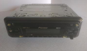 PIONEER DEH-1530R - Autoradio CD Speler - Youngtimer beschikbaar voor biedingen