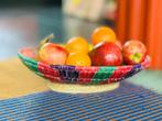 Ethiopische traditionele kleurrijke schaal, mand, fruitmand, Schaal, Nieuw, Ophalen of Verzenden, Riet