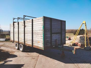 Veekar, veewagen beschikbaar voor biedingen
