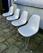 Vier Charles en Ray Eames ‘Plastic Chair’ stoelen, Ophalen, Wit, Design, Zo goed als nieuw