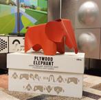 Vitra Limited Edition Plywood Elephant Charles Eames 2007, Ophalen