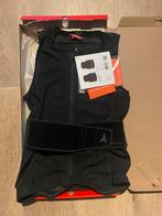 Rugbeschermer Ski/Snowboard - Atomic Live Shield Amid, Nieuw, Ophalen of Verzenden, Skiën, Minder dan 100 cm