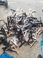 Partij van 69 plankdragers verschillende kleuren en paar mat, Ophalen, Nieuw, X, X