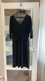 Nieuwe zwarte/witte stipjes stretch japon mt 44/46, Zwart, Maat 42/44 (L), Ophalen of Verzenden, Zo goed als nieuw