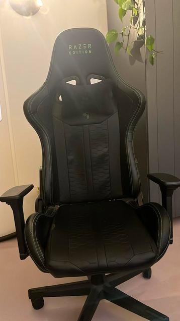 Razer gaming chair beschikbaar voor biedingen