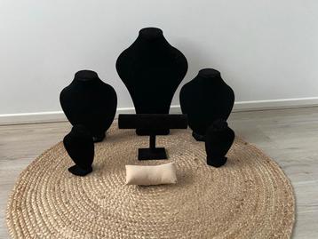 Sieraden Displayset beschikbaar voor biedingen