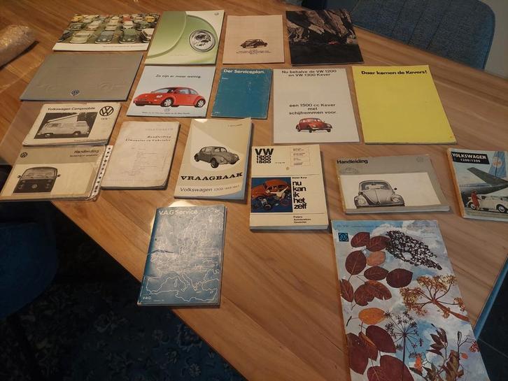 18 folders, handleidingen, enz volkswagen, Boeken, Auto's | Folders en Tijdschriften, Gelezen, Volkswagen, Ophalen of Verzenden