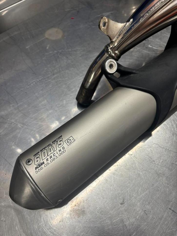 Ktm six days demper EXC 250 17-19, Motoren, Onderdelen | Merk-onafhankelijk, Ophalen of Verzenden