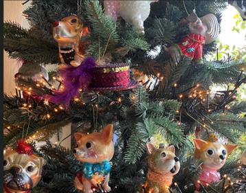 Kerstbal hoedjes beschikbaar voor biedingen