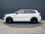 Volkswagen Touareg 3.0 TSi 4MOTION R | Luchtvering | Panodak, Auto's, Automaat, 12 maanden, Gebruikt, 2995 cc