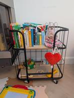 Kleine Bakkerskast met wieltjes en twee planken, Huis en Inrichting, Ophalen, Zo goed als nieuw