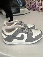 Nike Dunk Grijs Maat 39, Ophalen, Nieuw, Sneakers of Gympen, Grijs