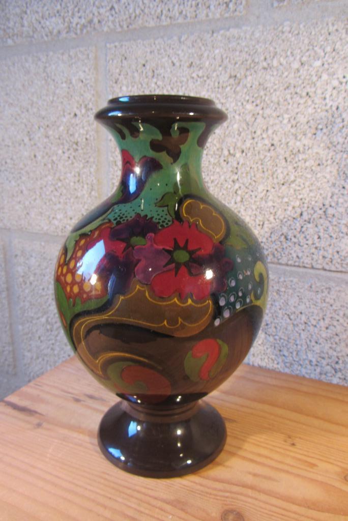 Vaasje (plateel) van Plateelbakkerij Zuid-Holland, Gouda, Antiek en Kunst, Antiek | Keramiek en Aardewerk, Ophalen of Verzenden