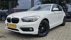 BMW 1-serie 116i Sport + LM VELGEN + CRUISE + KLIMA, 1-Serie, 65 €/maand, Wit, 3 cilinders