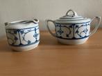 Suikerpot en melkkannetje. Jager Eisenberg Blue Saks, Antiek en Kunst, Antiek | Servies compleet, Ophalen of Verzenden