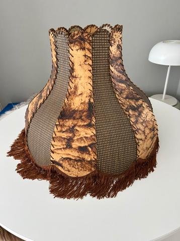 Vintage antieke lampenkap vaste prijs beschikbaar voor biedingen