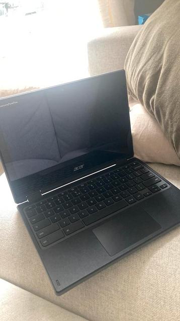 Acer R721T Series beschikbaar voor biedingen