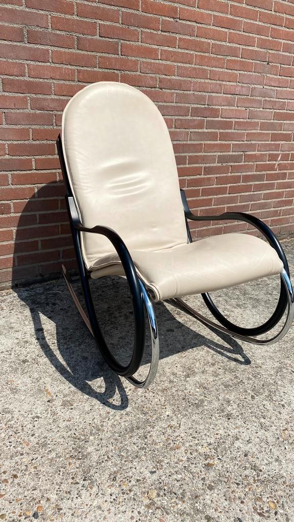 Strässle  Paul Tuttle Type  Nonna schommelstoel, Huis en Inrichting, Stoelen, Zo goed als nieuw, Eén, Leer, Ophalen of Verzenden
