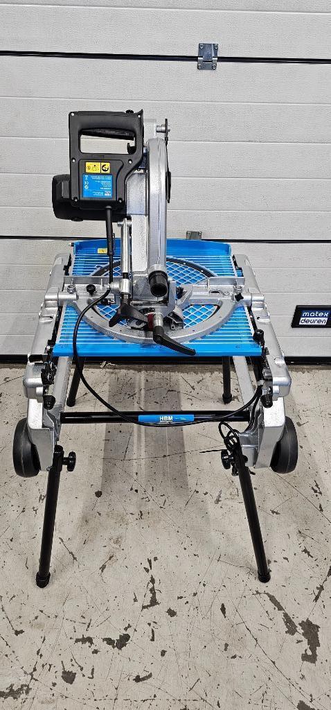 HBM Kantelzaag / Zaagtafel / Afkortzaag / Verstekzaag 1800W., Doe-het-zelf en Verbouw, Gereedschap | Zaagmachines, Zo goed als nieuw