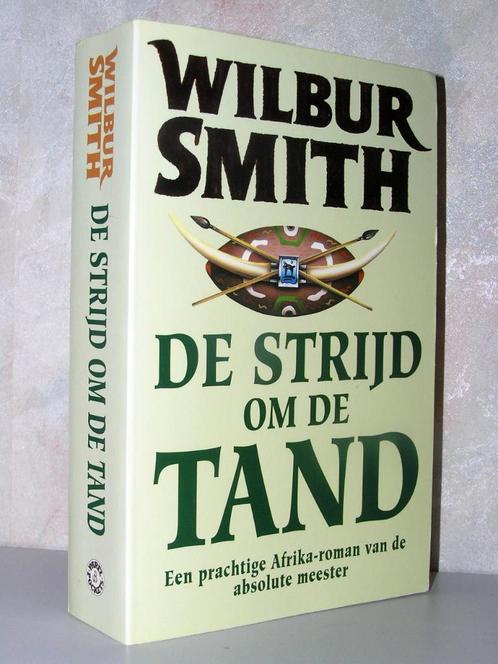 Wilbur Smith - De strijd om de tand (parelpocket lichtgroen), Boeken, Romans, Zo goed als nieuw, Nederland, Ophalen of Verzenden