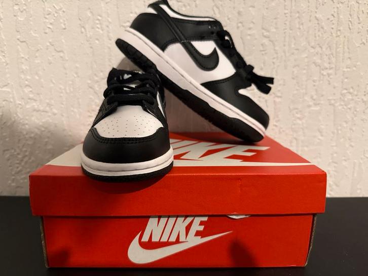 Nike Dunk Low Panda (PS) - Maat 28 - Nieuw in doos!, Kinderen en Baby's, Babykleding | Schoentjes en Sokjes, Nieuw, Jongetje of Meisje