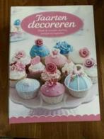 Taarten decoreren . Deagostini, Hobby en Vrije tijd, Taarten en Cupcakes maken, Ophalen of Verzenden, Zo goed als nieuw, Taarten