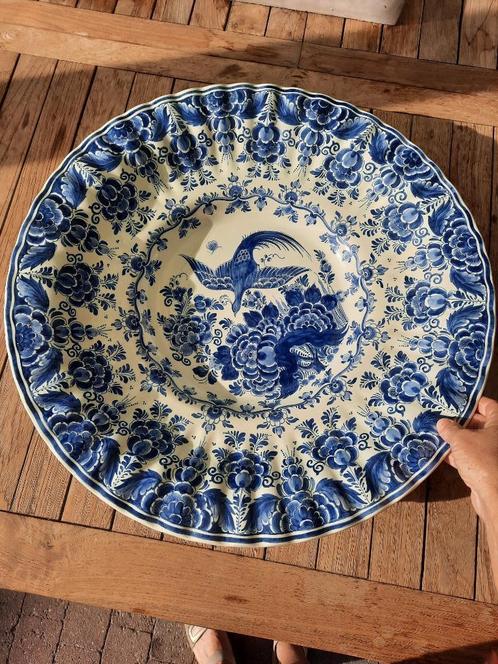 Delfts XL handpainted bord 54cm, Antiek en Kunst, Antiek | Keramiek en Aardewerk, Ophalen