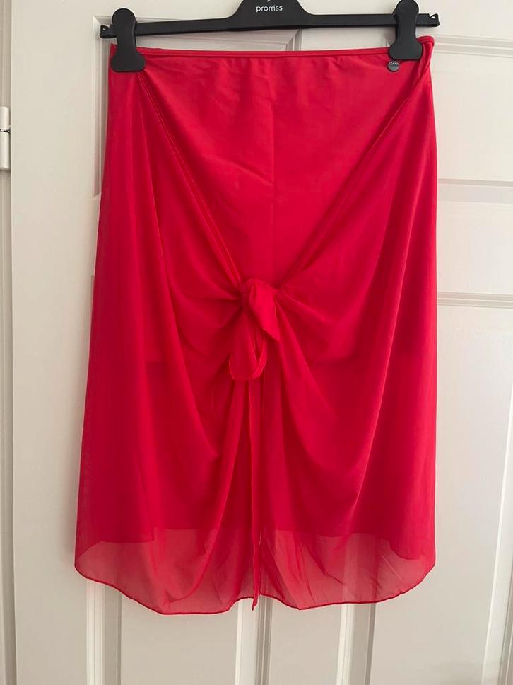 Beachlife strand rokje jurk top 3 in 1 kleur rood, Kleding | Dames, Badmode en Zwemkleding, Nieuw, Overige typen, Rood, Ophalen of Verzenden
