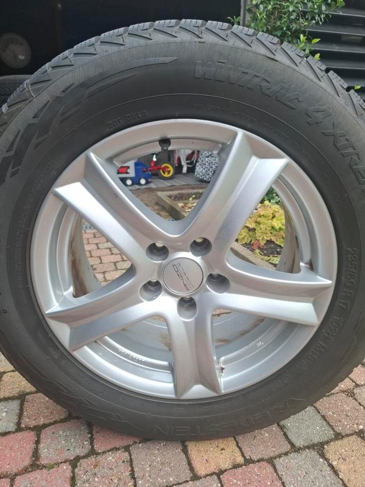 17 inch Winterset Mazda CX5 - Anzio Velgen/vredestein wintra, Auto-onderdelen, Banden en Velgen, Banden en Velgen, Winterbanden