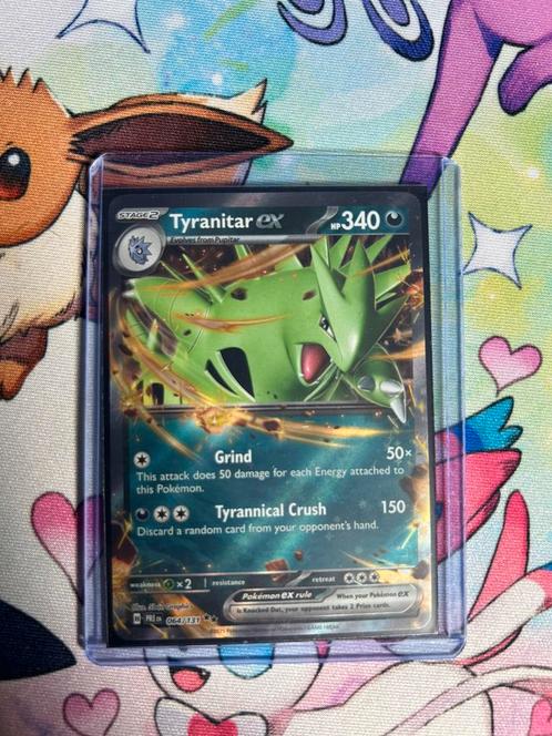 Tyranitar EX 064/131 Prismatic Evolutions Pokemon kaarten, Hobby en Vrije tijd, Verzamelkaartspellen | Pokémon, Zo goed als nieuw