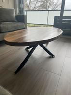 Mooie mango houten salontafel met zwart metalen kruispoot, Huis en Inrichting, Ophalen, 100 tot 150 cm, 50 tot 100 cm, Zo goed als nieuw