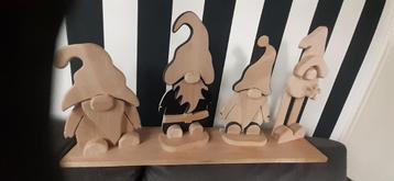 DWERGEN   en   GNOMEM   beschikbaar voor biedingen