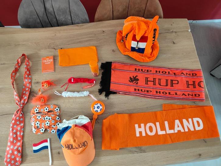 Oranje (voetbal) artikelen, Hobby en Vrije tijd, Feestartikelen, Gebruikt, Oranje of Koningsdag, Ophalen of Verzenden