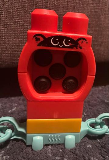 Megabloks beweeg en swing rups + losse mega bloks beschikbaar voor biedingen