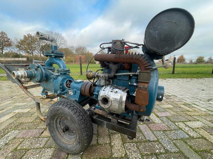 Oude Brandweerpomp met Stationair Motor, Zakelijke goederen, Machines en Bouw | Pompen en Compressoren, Ophalen