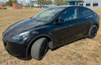 Tesla Model Y 2023 Zwart met trekhaak, Auto's, Automaat, Achterwielaandrijving, Zwart, Origineel Nederlands