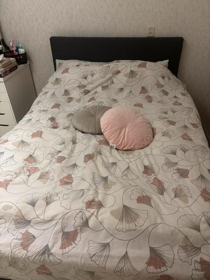 140x200 boxspring, Huis en Inrichting, Slaapkamer | Bedden, Zo goed als nieuw, Tweepersoons, 140 cm, 200 cm, Hout, Grijs, Ophalen