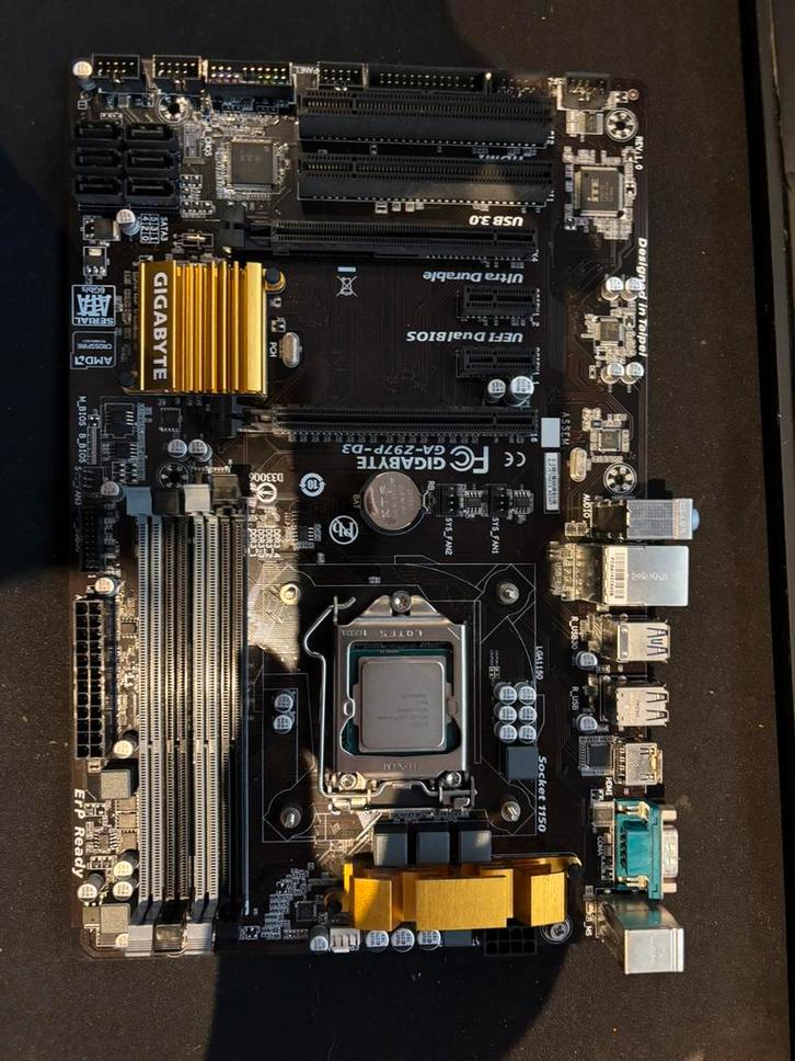 Gigabyte GA-Z97P-D3 + i5 4690k, Computers en Software, Moederborden, Zo goed als nieuw, Intel, DDR3, Ophalen of Verzenden