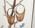 Oorbellen supergaaf, goudkleurig 8 cm nieuw  Oorbellen, Overige materialen, Hangers, Nieuw, Ophalen of Verzenden