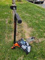 Stuntstep te koop, Ophalen, Zo goed als nieuw, 10 tot 30 cm, Elektrisch