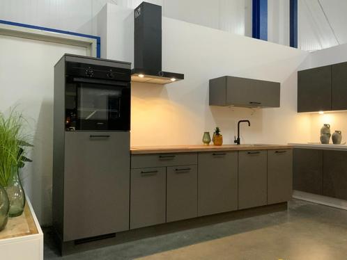 Complete Keuken compleet NIEUW met apparatuur - Keuken Moejo, Huis en Inrichting, Keuken | Complete keukens, Nieuw, Enkelwandige keuken