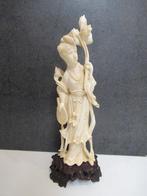 ivoren beeld geisha met cites, Ophalen of Verzenden