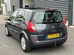 Renault Scénic 2.0-16V Business Line, panoramadak, trekhaak, 1998 cc, 135 pk, Gebruikt, 4 cilinders