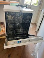 Vaatwasser electrolux nog in goede staat, Witgoed en Apparatuur, Vaatwasmachines, Ophalen, Zo goed als nieuw, Vrijstaand, 45 tot 60 cm