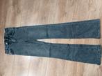Spijkerbroek maat 32 Stradivarius, Ophalen, Zo goed als nieuw, Blauw, W27 (confectie 34) of kleiner