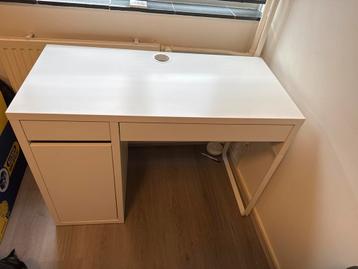 Witte Bureau met Lade en Kast beschikbaar voor biedingen