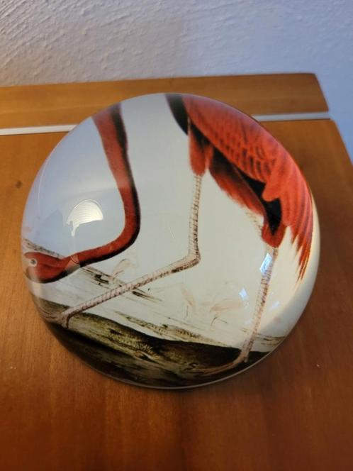Audubon flamingo paperweight presse-papier bol glas glazen, Huis en Inrichting, Woonaccessoires | Overige, Zo goed als nieuw, Ophalen of Verzenden