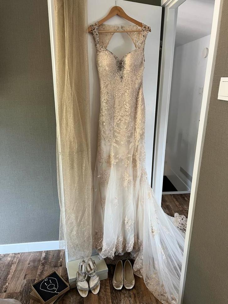 Trouwjurk + Accessoires, Kleding | Dames, Trouwkleding en Trouwaccessoires, Zo goed als nieuw, Trouwjurk, Overige kleuren, Ophalen