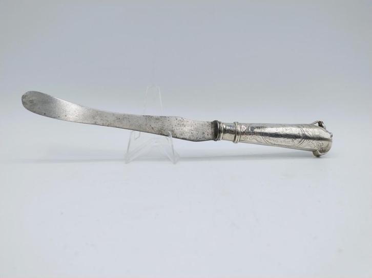 Zilveren mesheft met stalen lemmet, Friesland, ca. 1770, Antiek en Kunst, Antiek | Goud en Zilver, Zilver, Verzenden