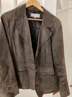 Dames blazer bruin suede maat 46, Kleding | Dames, Ophalen of Verzenden, Gedragen, Maat 46/48 (XL) of groter, Bruin